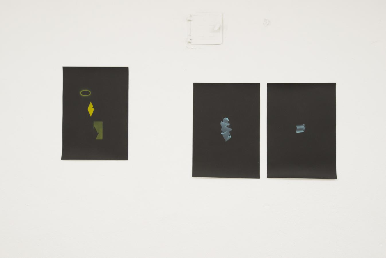Kornel Janczy, Bez tytułu (superteoria), akryl na papierze,  3x 42x30 cm. 2015